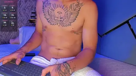 amber_tonny25 stripchat stream image