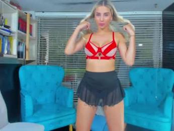 cuteanddesesperate chaturbate stream image