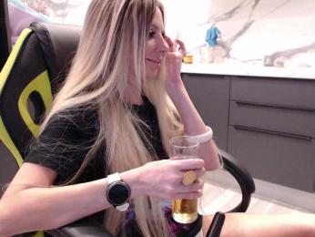 blondalina bongacams stream image