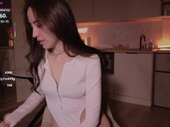 AlinaWey bongacams stream image