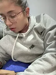 Bonnie_willliams19 stripchat stream image