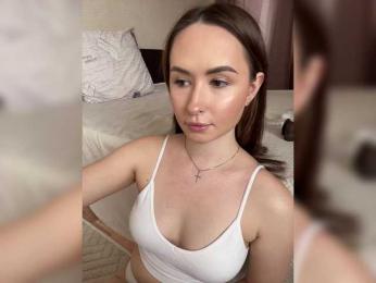 PLEELUS bongacams stream image