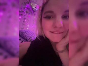 Molly-and-Ewa bongacams stream image