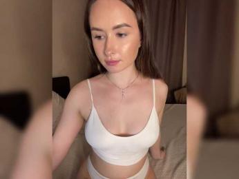 PLEELUS bongacams stream image