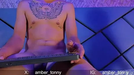 amber_tonny25 stripchat stream image