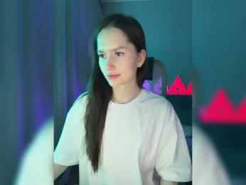 whiteTEA bongacams stream image