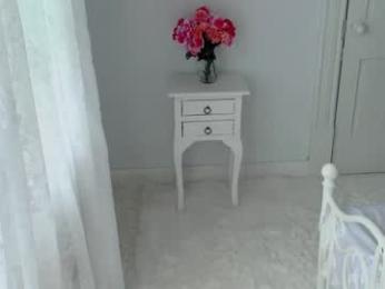 littlegreekflower chaturbate stream image