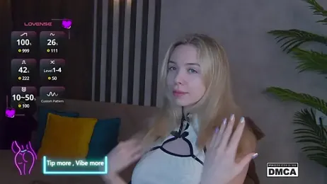 Holl1Would stripchat stream image