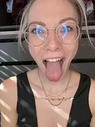 Vivi_Vallentine stripchat stream image