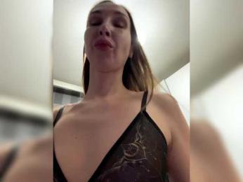 HOT_honey bongacams stream image