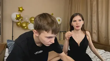 EveAndRobert1 stripchat stream image