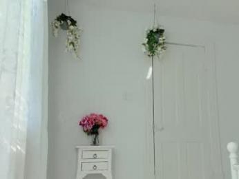 littlegreekflower chaturbate stream image