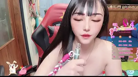 Khaleesi-ying stripchat stream image