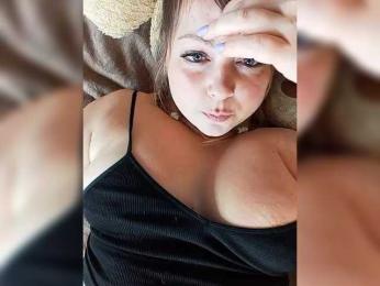 FLUFFY_BEAUTY bongacams stream image