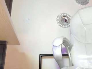 maeve-ds camsoda stream image