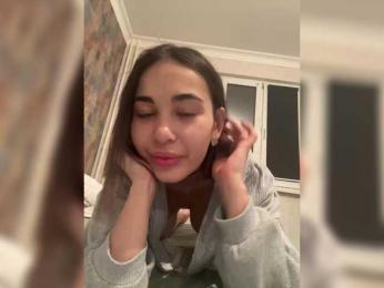 wlcm2talilia bongacams stream image