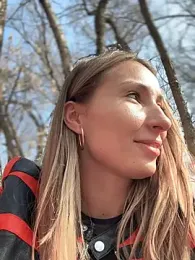 LetsFunKARINA stripchat stream image