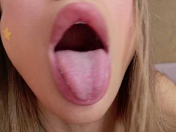 LennaGodess bongacams stream image