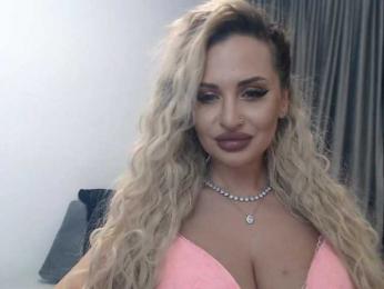 lovelyblondyx bongacams stream image