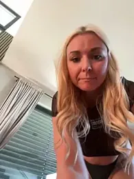 Bella-Tight stripchat stream image