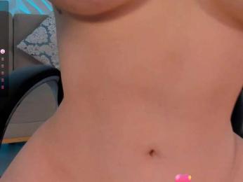 MadelineFox bongacams stream image