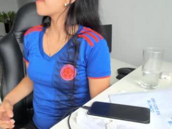 emillybrowm chaturbate stream image