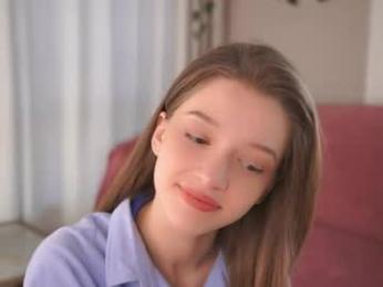 little_poetry chaturbate stream image