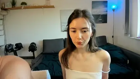 PollyFlame stripchat stream image