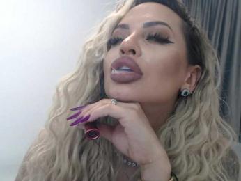 lovelyblondyx bongacams stream image