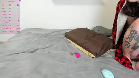 ravenousbiter stripchat stream image