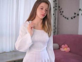 little_poetry chaturbate stream image