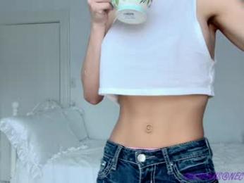 littlegreekflower chaturbate stream image