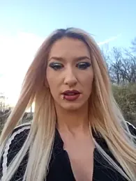 Julia-Sugar stripchat stream image