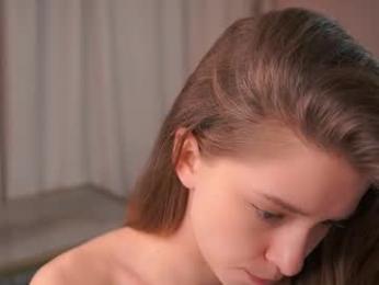 little_poetry chaturbate stream image