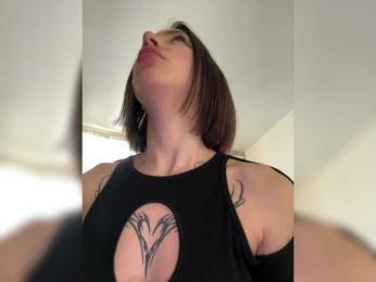 BabyDarii bongacams stream image