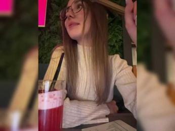 Milkaff- bongacams stream image