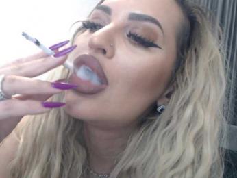 lovelyblondyx bongacams stream image