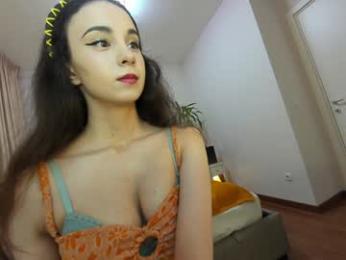 ehotlovea chaturbate stream image