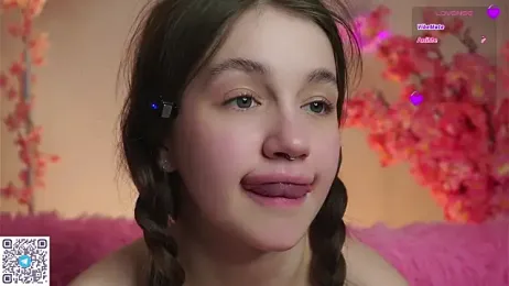 AmiLewis stripchat stream image