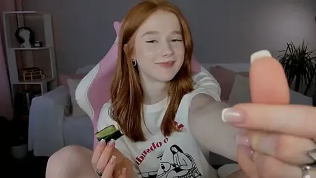 Leahsthetics stripchat stream image