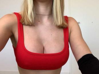 Blondkitty bongacams stream image