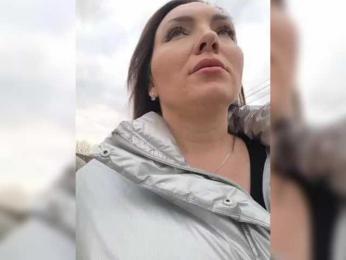 DIVORA bongacams stream image