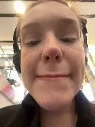 Honey___Hot stripchat stream image