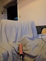 minierose stripchat stream image