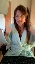 SexyLayla1 stripchat stream image