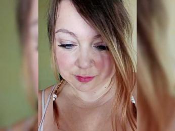 FLUFFY_BEAUTY bongacams stream image