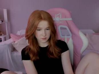 leahsthetics chaturbate stream image