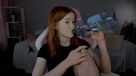 Leahsthetics stripchat stream image