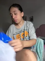 kiaraglam2 stripchat stream image