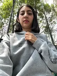 PurpleLinn stripchat stream image